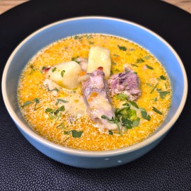 Ciorbă de cartofi cu afumătură