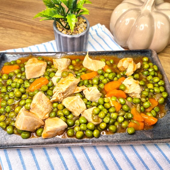 Mâncare de mazăre cu pui