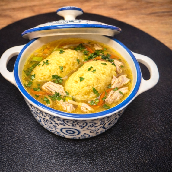 Supă de găluște cu pui